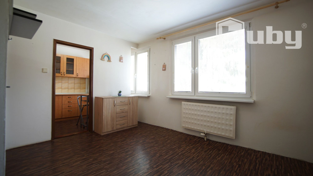 Predám 1 izbový byt (bauring) 30 m2, Vrútky, čiastočná rekonštrukcia.