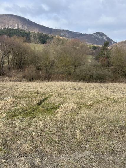 PREDAJ - POZEMOK 1102 m2 PRAZNOV POVAŽSKÁ BYSTRICA