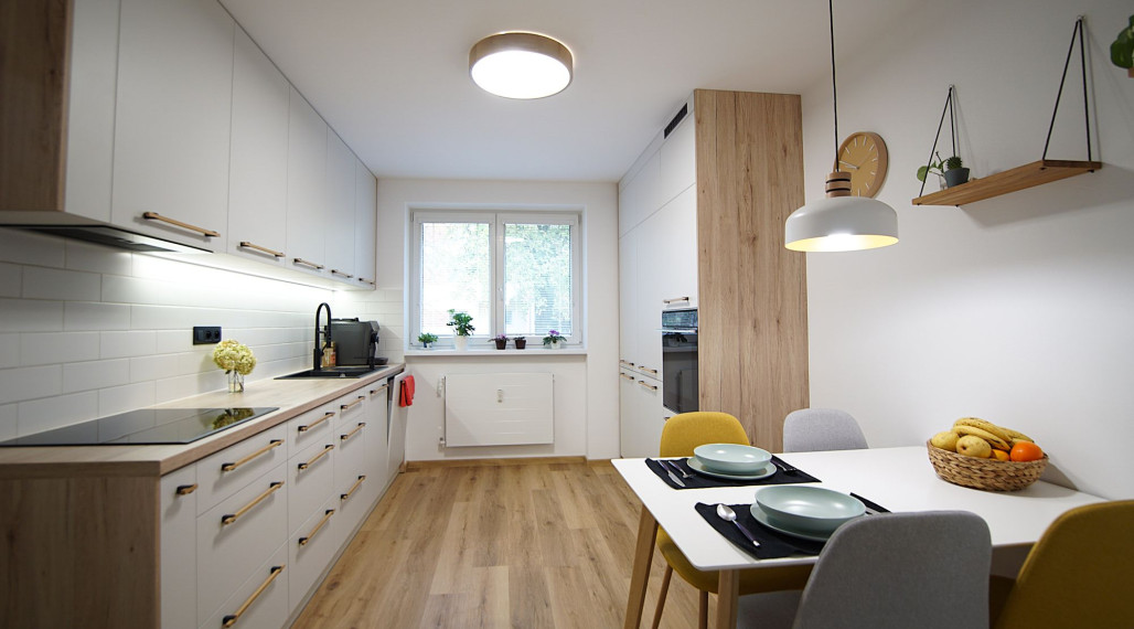 Predám štýlový 2 izbový byt, v centre Martina, kompletná rekonštrukcia.