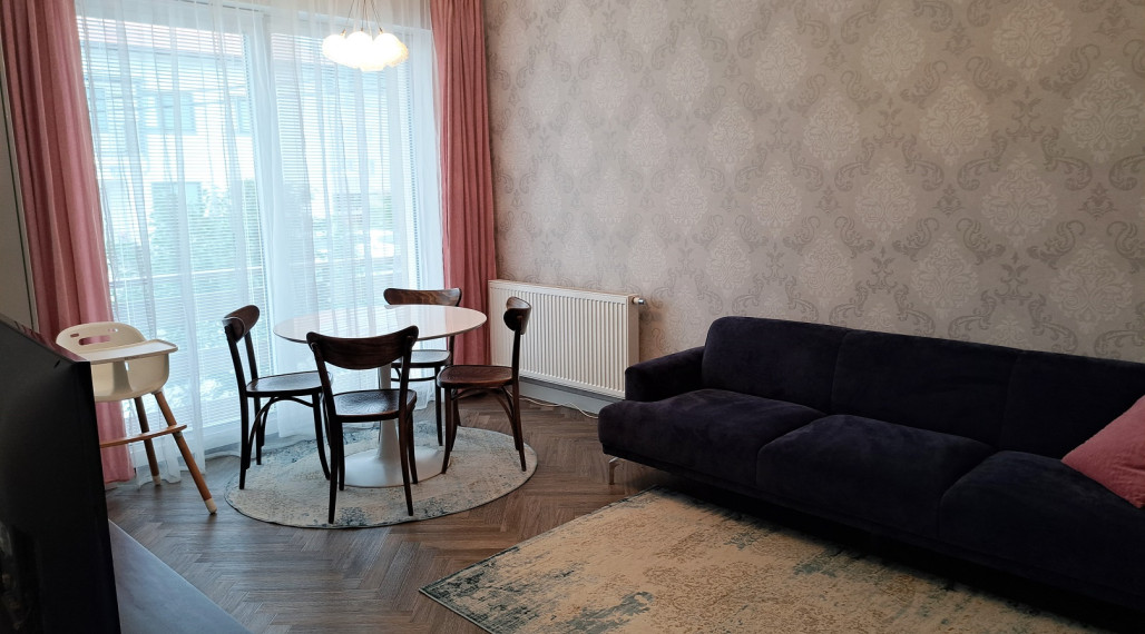 PRENÁJOM-MODERNÝ,ZARIADENÝ 3 IZB.BYT, BRVNIŠTE, POV.BYSTRICA