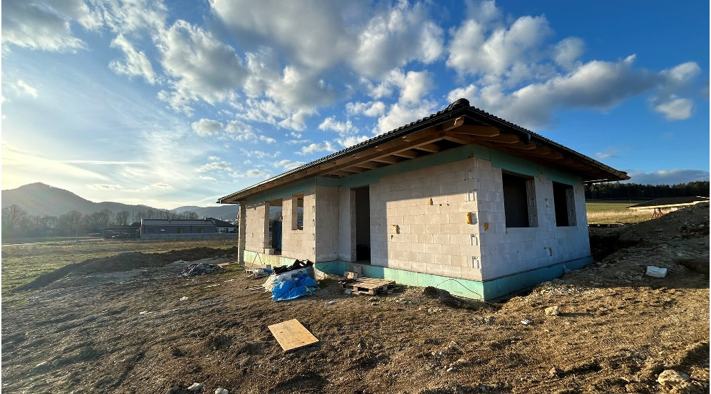 Nový rodinný dom - bungalov, Slovany, okres Martin.