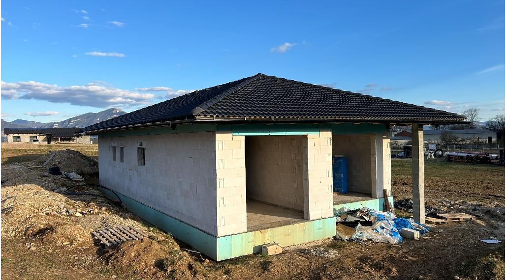 Na predaj rodinný dom - bungalov, obec Slovany, okres Martin.