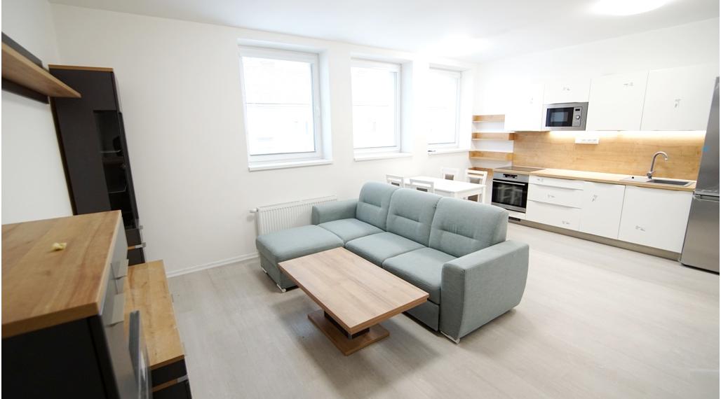 1 izbový byt s parkovacím miestom na prenájom, Martin - Podháj.