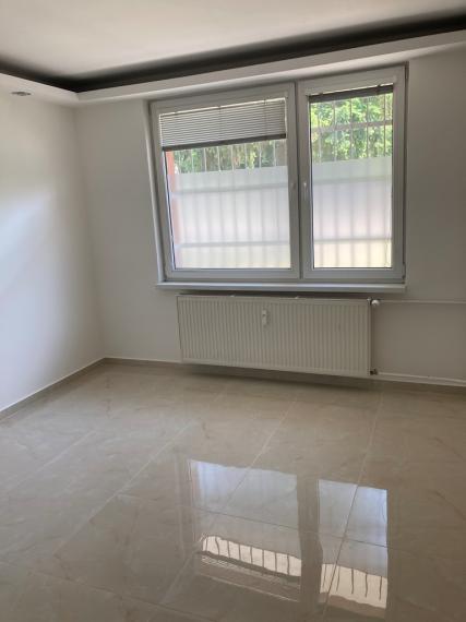 PREDAJ 3IZB. BYT STRED, POVAŽSKÁ BYSTRICA, ZĽAVA !