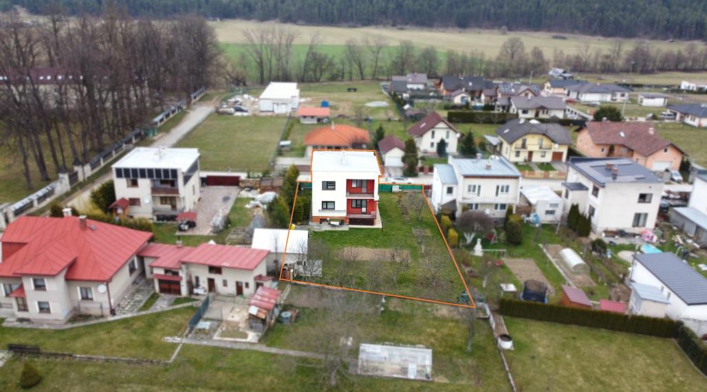 Na predaj rodinný dom, Kláštor pod Znievom, okres Martin,  770 m2 pozemok.