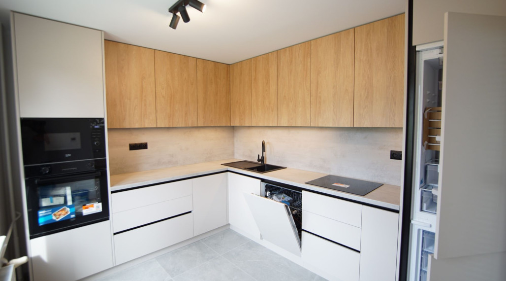 Na predaj 3 izbový byt, kompletná rekonštrukcia, 85 m².