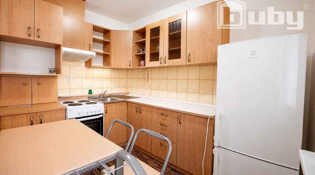 Na predaj 1 izbový byt (bauring) 30 m2, čiastočná rekonštrukcia.