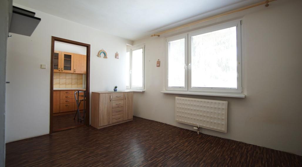 Predám 1 izbový byt (bauring) 30 m2, Vrútky, čiastočná rekonštrukcia.