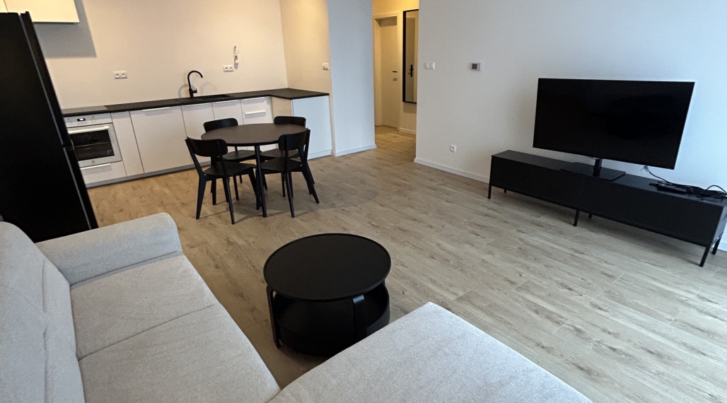 PRENÁJOM-NOVÝ,MODERNÝ,ZARIADENÝ 2 IZB.BYT V POV.BYSTRICI