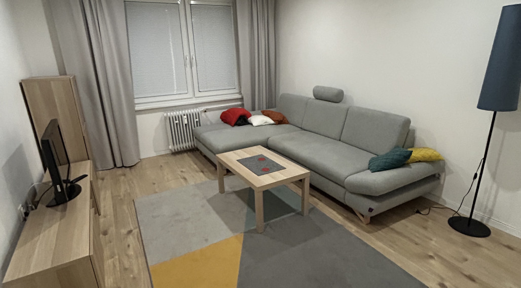 PREDAJ - MODERNÝ 3 IZBOVÝ BYT STRED POVAŽSKÁ BYSTRICA