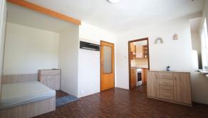 1 izbový byt (bauring) na predaj, 30 m2, Vrútky, čiastočná rekonštrukcia. - fotografia 1