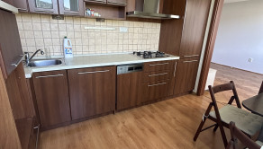 PREDAJ-TOP 3 IZBOVÝ BYT S 2 BALKÓNMI,STRED,POVAŽSKÁ BYSTRICA - fotografia 9
