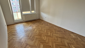 PREDAJ-TOP 3 IZBOVÝ BYT S 2 BALKÓNMI,STRED,POVAŽSKÁ BYSTRICA - fotografia 11