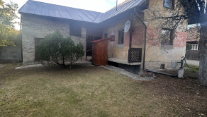 PREDAJ - STARŠÍ RODINNÝ DOM,PAPRADNO,OKRES POVAŽSKÁ BYSTRICA - fotografia 3