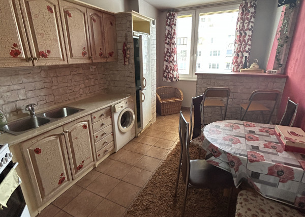 PRENÁJOM - 3 IZBOVÝ BYT, ROZKVET, POVAŽSKÁ BYSTRICA