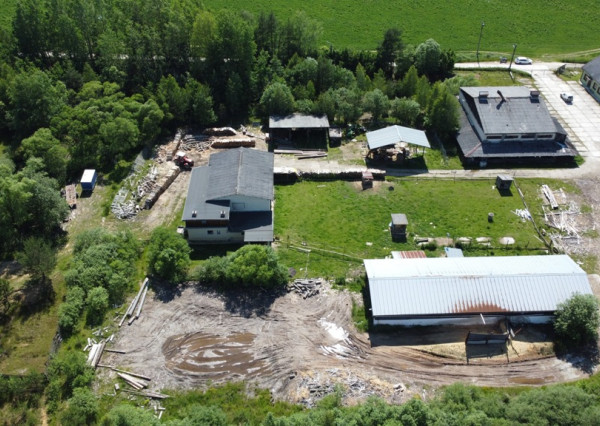 Veľký priemyselný areál na Dubovom, okres Turčianske Teplice na predaj.