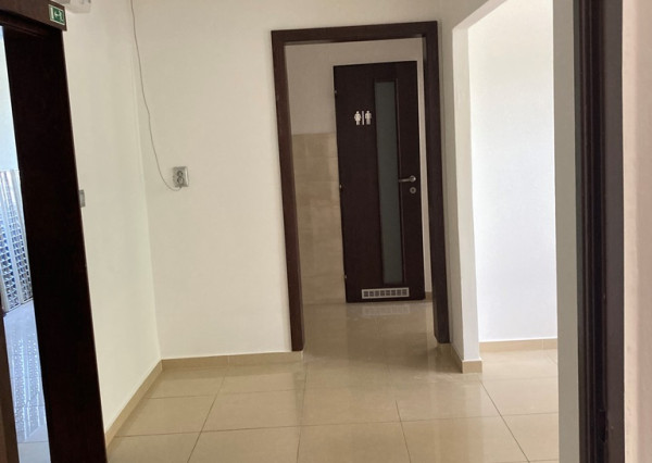 PREDAJ 3IZB. BYT STRED, POVAŽSKÁ BYSTRICA