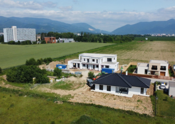 Bungalov s garážou- nový rodinný dom s garážou na predaj, Martin-Tomčany.