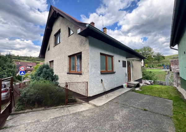 Rodinný dom 100 m2, predaj, Dolný Hričov - Peklina