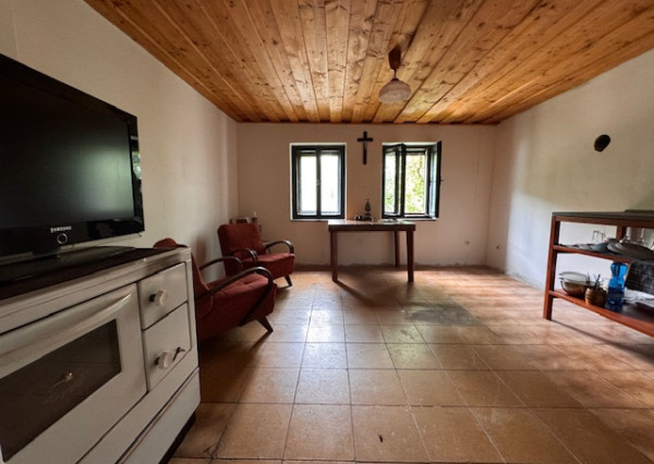 Chalupa s pozemkom 776 m2, Dolná Maríková - Hadoše