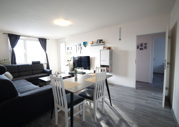 REZERVOVANÉ : 3 izbový byt na predaj (69 m2), vo Vrútkach.