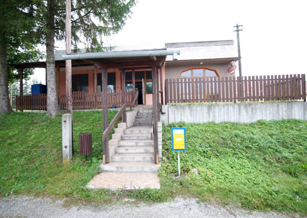 Polyfunkčná budova vhodná na podnikanie (výroba, sklad, sídlo firmy), alebo bývanie, obec Socovce, okres Martin