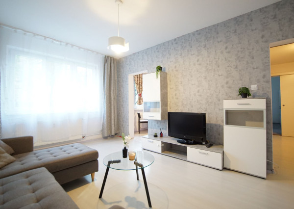 Na prenájom pekný 2 izbový byt (53 m2), na Bulvári v Žiline.