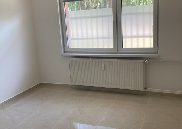 PREDAJ 3IZB. BYT STRED, POVAŽSKÁ BYSTRICA