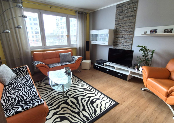 Na predaj 3 izbový byt, 60 m2, v Záturčí, v Martine.