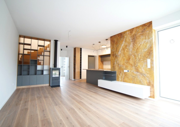 Na prenájom rodinný dom, novostavba v obci Diaková, pri Martine.