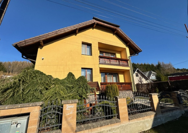 Rodinný dom 250 m2, pozemok 879m2, predaj, Kunerad