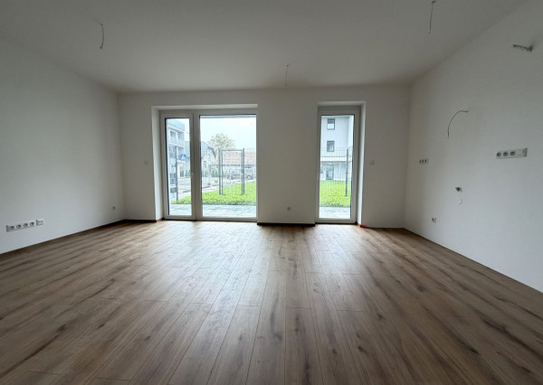 Novostavba, na predaj 2 izbový byt s predzáhradkou, Martin.