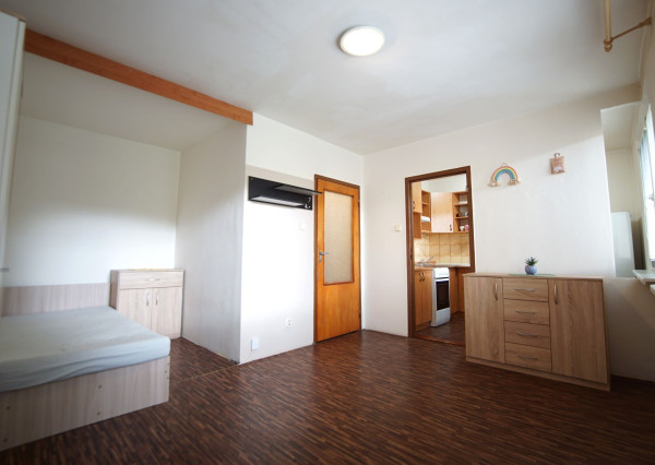 Predám 1 izbový byt (bauring) vo Vrútkach, 30 m2.