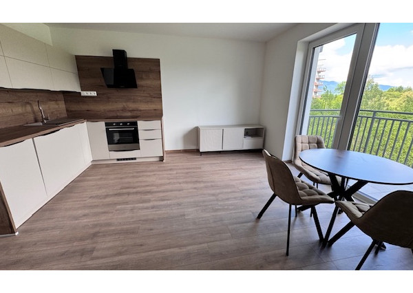 Prenájom 1 izbový byt 38 m2 s balkónom, novostavba, Martin