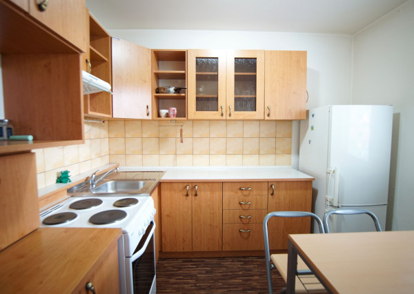 1 izbový byt na predaj (bauring) 30 m2, čiastočná rekonštrukcia.
