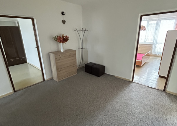 PREDAJ - VEĽKORYSÝ 3 IZBOVÝ BYT, STRED, POVAŽSKÁ BYSTRICA