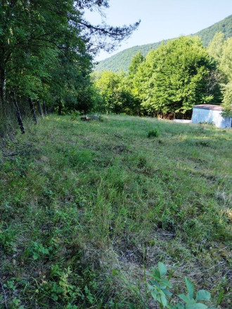 PREDAJ - POZEMOK NA SAMOTE DOLNÝ MILOCHOV OKRES POVAŽSKÁ BYSTRICA - fotografia 7