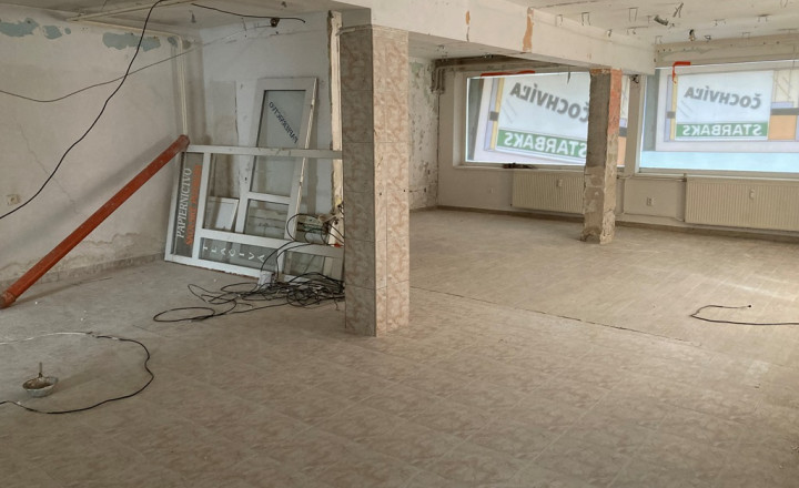 PRENÁJOM OBCHODNÉ PRIESTORY CENTRUM POVAŽSKÁ BYSTRICA - fotografia 3