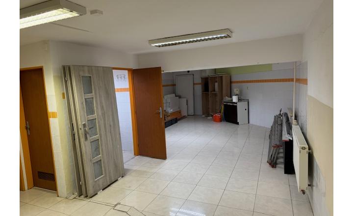 Prenájom skladové priestory 100 m2, Žilina Solinky - fotografia 1