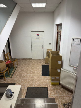 Obchodné priestory so skladom 150 m2, prenájom, Žilina - fotografia 8
