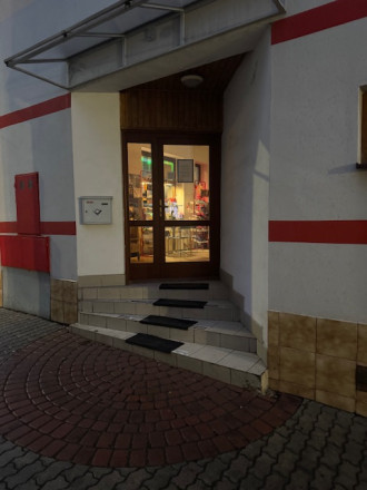 Obchodné priestory so skladom 150 m2, prenájom, Žilina - fotografia 13