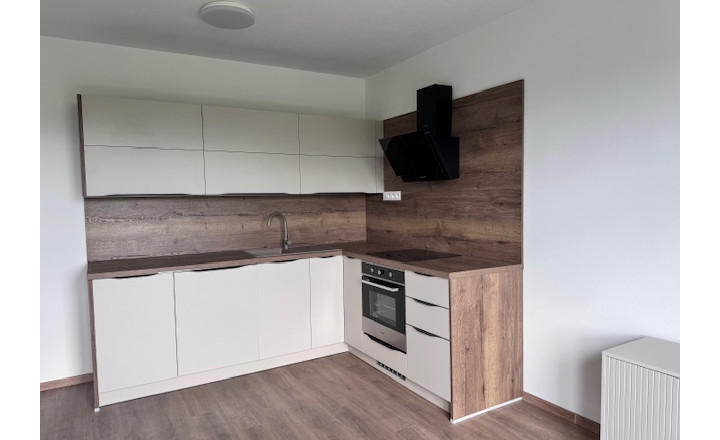 Prenájom nový 1 izbový byt 38 m2, balkón, Košútska, Martin