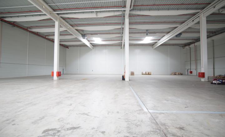 Výrobno skladovacie priestory na prenájom, od 2000 m2, Martin. - fotografia 4