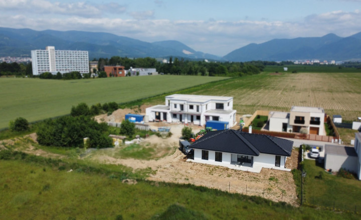 Bungalov s garážou na predaj, novostavba, Martin-Tomčany.