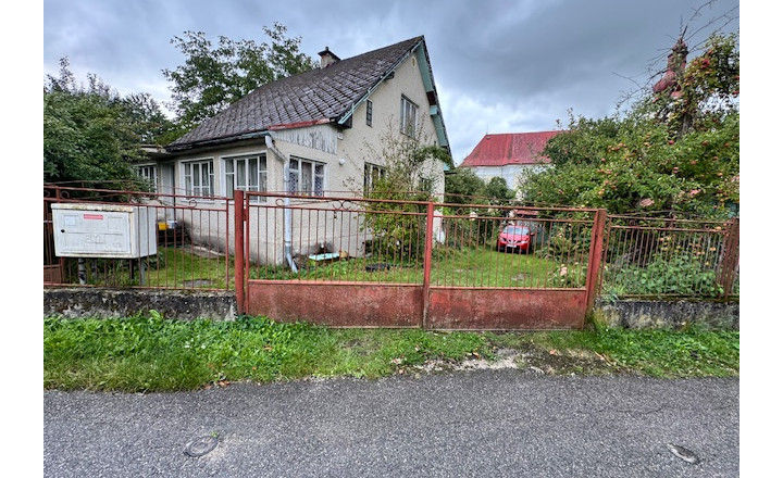 Rodinný dom, veľký pozemok 1009 m2, predaj, Papradno