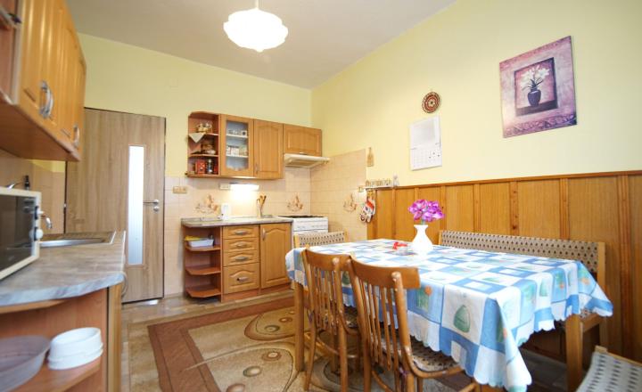 Rodinný dom v obci Kláštor pod Znievom, na predaj, pozemok 770 m2. - fotografia 5