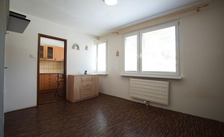 1 izbový byt (bauring) na predaj, 30 m2, Vrútky, čiastočná rekonštrukcia. - fotografia 1
