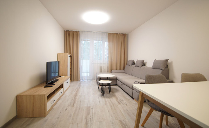 Prenajmem 2 izbový byt v centre mesta Martin, Thurzova ulica. - fotografia 1