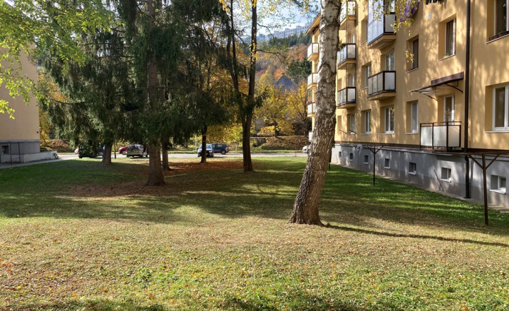 PRENÁJOM 2 IZBOVÝ BYT LÁNSKA, PIONIERSKA, POVAŽSKÁ BYSTRICA - fotografia 1