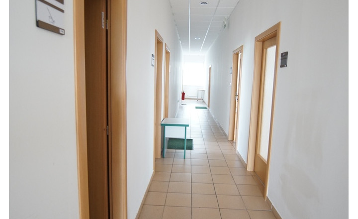 Na predaj administratívna budova, priemyselný park Sučany, Martin. - fotografia 14